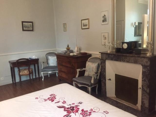Sainte-Cécile Chateau De Belle-Vue B&B 외부 사진
